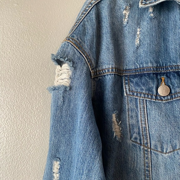 Classic Blue Jean Jacket - Picture 4 of 9